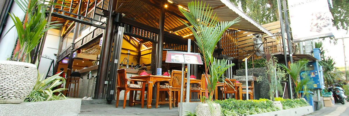 Queen’s of India Ubud Exterior Entrance